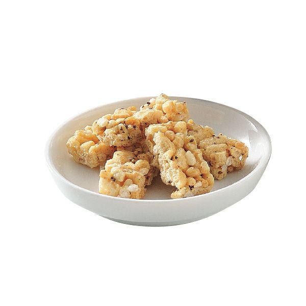 黒い粒が「つぶ昆」。昆布を炊いてから乾燥させて粒状にしています。