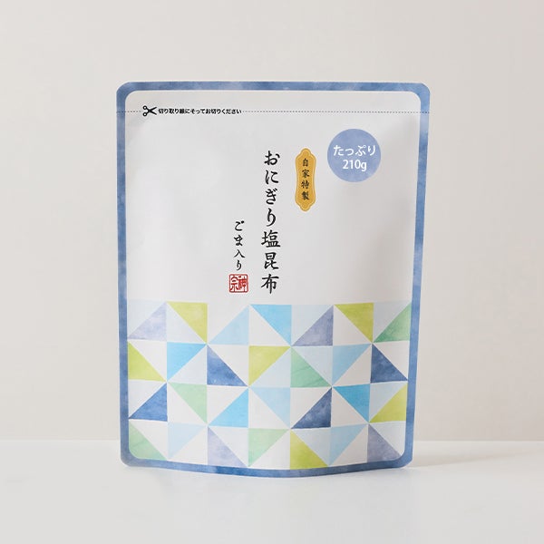 おにぎり塩昆布ごま入り