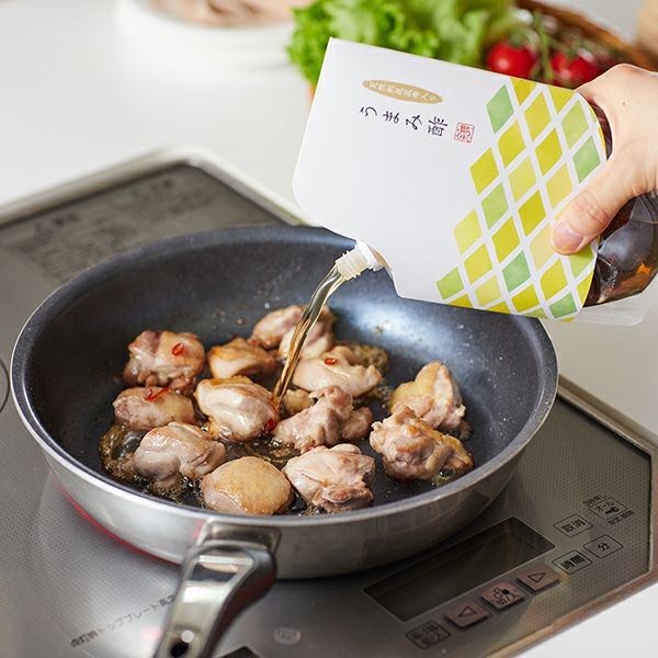 うまみ酢で絡めるだけ、これ1本で本格的な味に仕上がります。